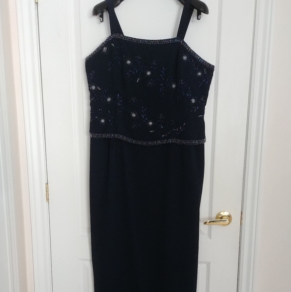 Long navy blue XL  evening gown - Picture 3 of 6